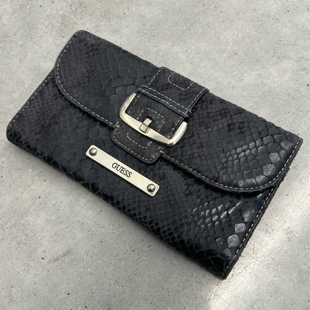 Y2K GUESS Black Snack Skin Textured Women's Wallet